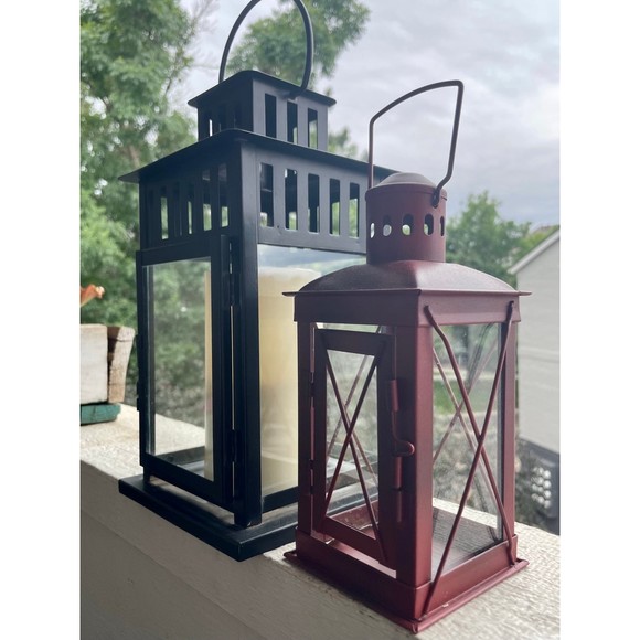 Set of two indoor/outdoor metal & glass decorative lanterns - Picture 2 of 9
